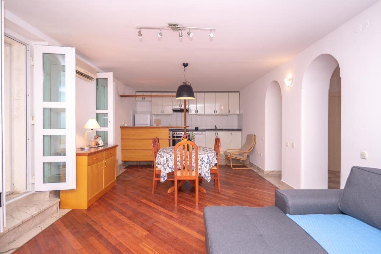 Palm Garden Apartment In Center With Big Terrace Split Dış mekan fotoğraf