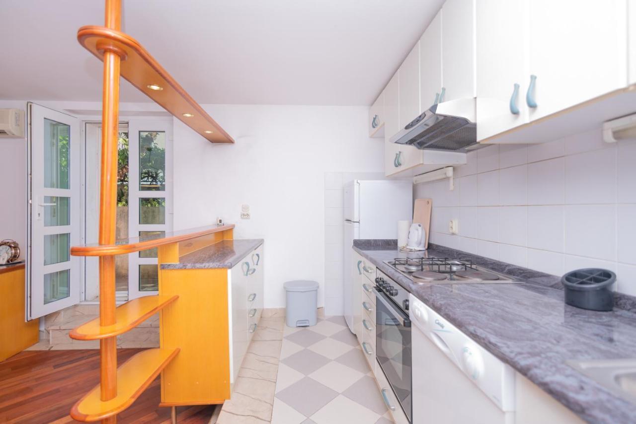 Palm Garden Apartment In Center With Big Terrace Split Dış mekan fotoğraf