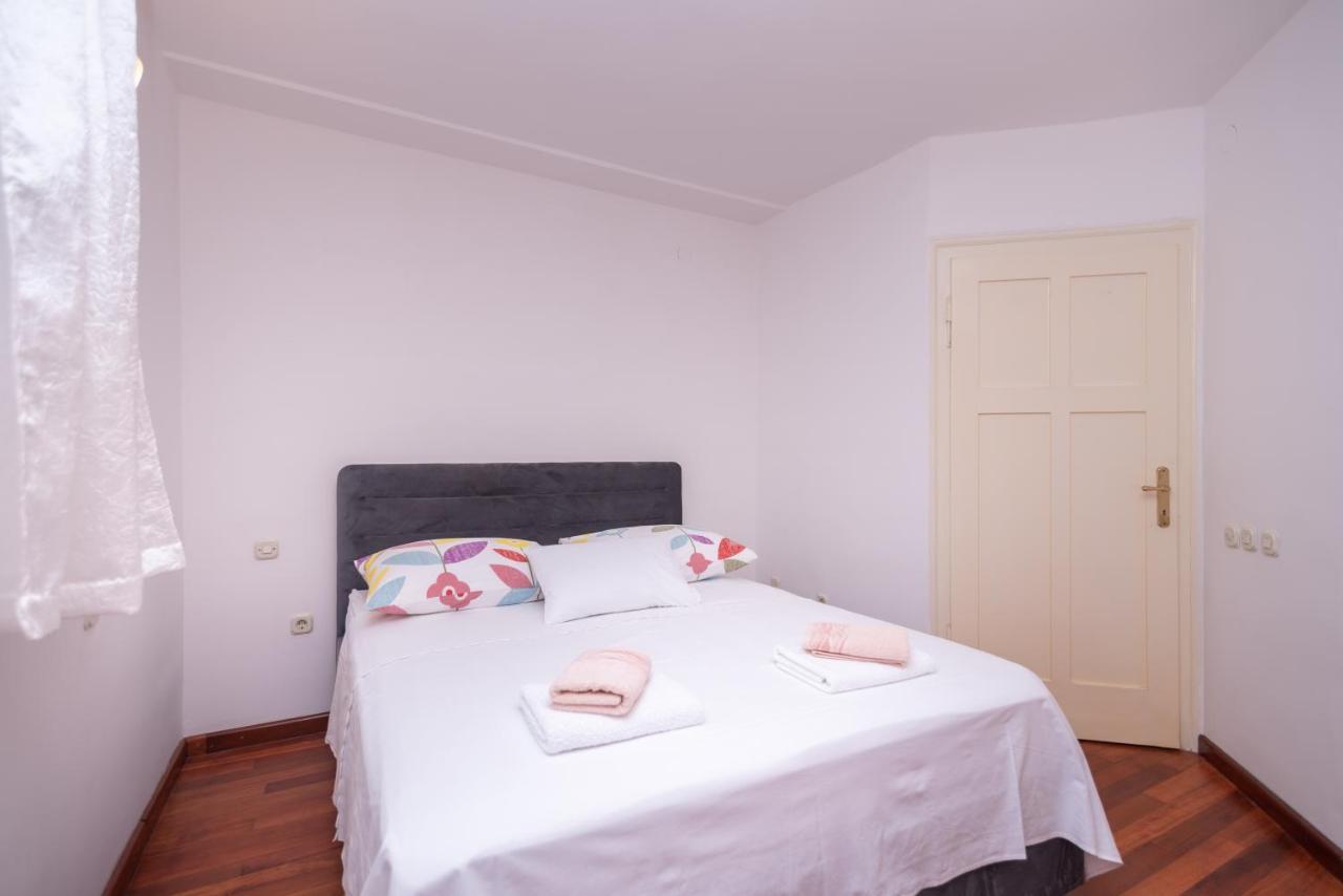Palm Garden Apartment In Center With Big Terrace Split Dış mekan fotoğraf